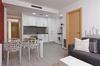 Bbarcelona Gaudi 4* Барселона