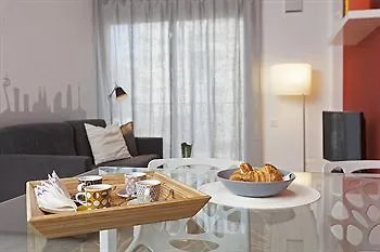Bbarcelona Gaudi Барселона